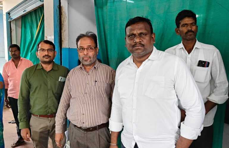 ‘కాంపౌండర్ల వైద్యంతో కాటికే’ – నకిలీ వైద్యులతో ప్రాణాలు హరి