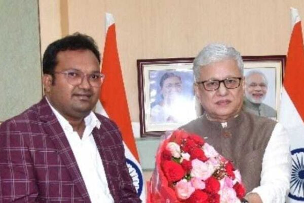 సేవా మార్గంలో ‘మణి’ కుమార్ – డాక్టర్లకు ఇస్టా డిజిటల్ మీడియా ద్వారా అవార్డులు