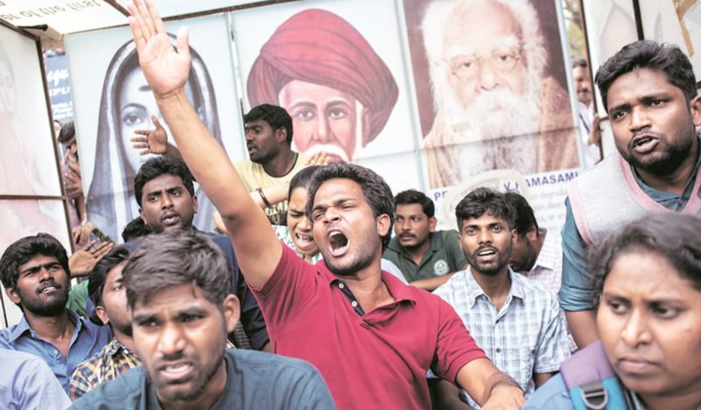 ‘విష’విద్యాలయాలు – చదువులమ్మ ఒడిలో బడుగులపై కుల వివక్ష