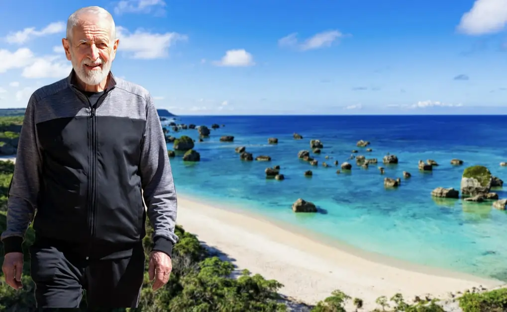 నడకతోనే నూరేళ్ల ఆయుష్షు – బ్లూ జోన్ ప్రాంత ప్రజల మంత్రం ఇదే