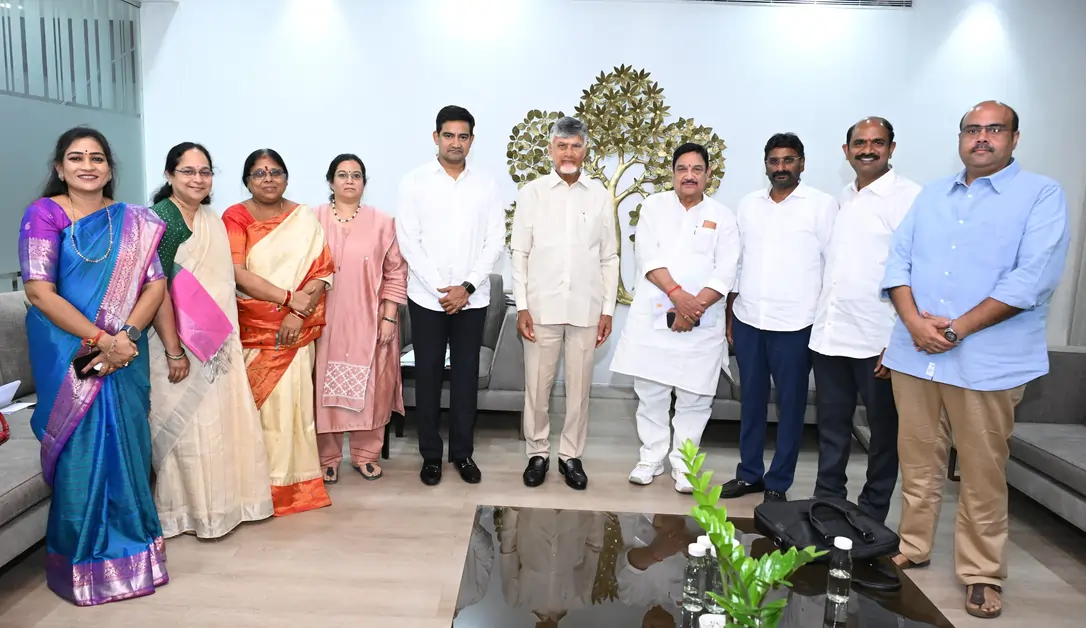 అప్పలనాయుడుపై ‘నారా’భిమానం – చంద్రబాబు మెచ్చిన నిజాయితీ రూపం